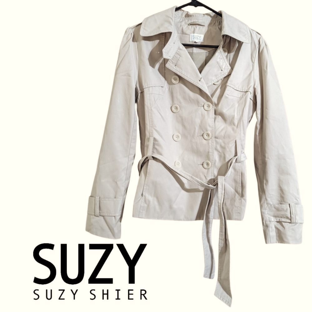Suzy Shier, Size Lg, EUC Beige Cropped Trench Coat Jacket Double Breasted
